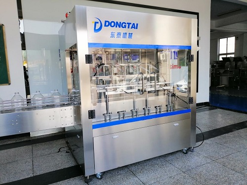 食用油灌裝機(jī)因細(xì)節(jié)而受歡迎，山東東泰為其助力
